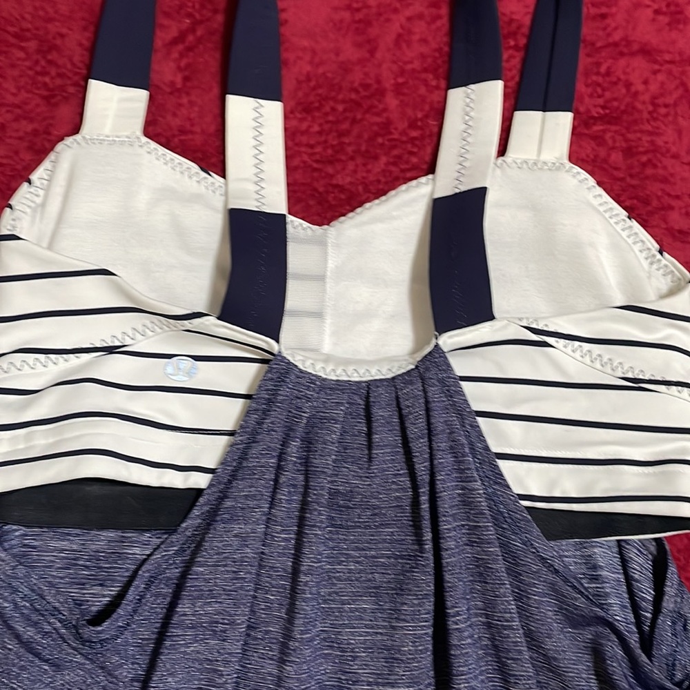 Lululemon Rest Less Tank Navy & white - Picture 5 of 5